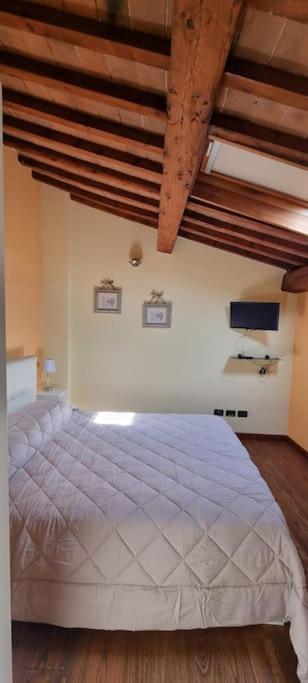 Appartamento La Casina Di Chiara Ліворно Екстер'єр фото